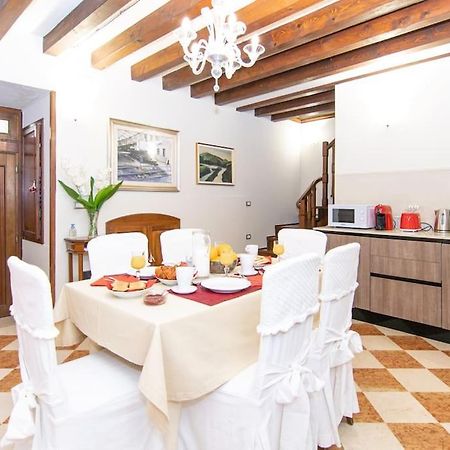 Residence Alma - Rialto Bridge Венеция Экстерьер фото